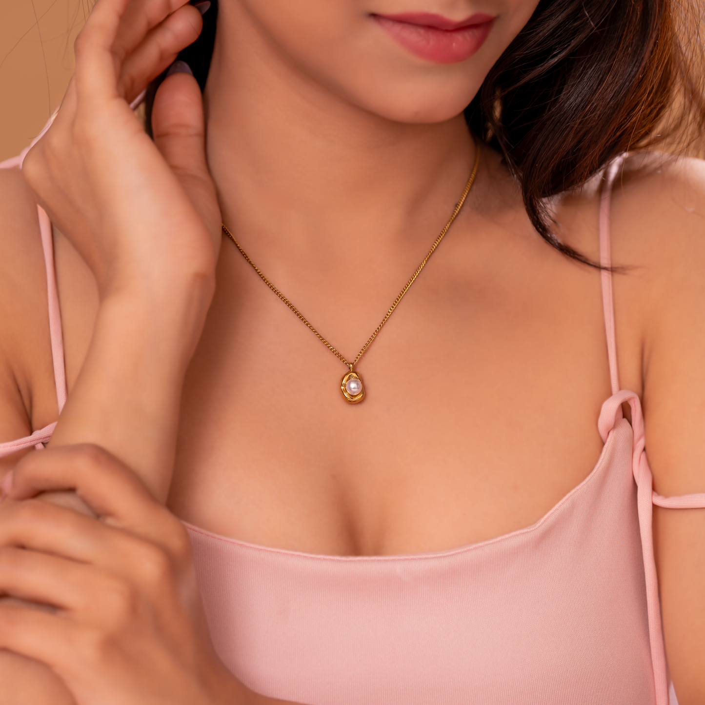 SreeVanna Pearl Glow Luxe Set – 18K Gold Plated Necklace & Stud Earrings Set