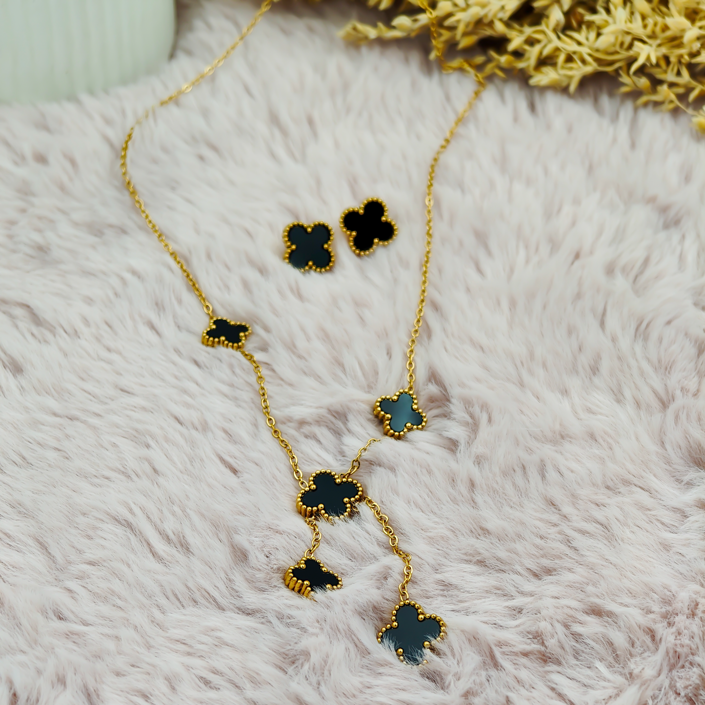 SreeVanna Noir Clover Grace Necklace & Earring Set